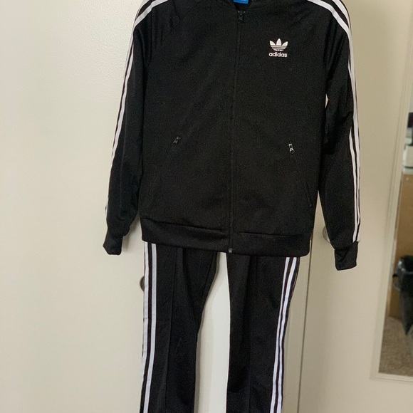 Adidas Women’s Jacket & Track Pants - Picture 6 of 6